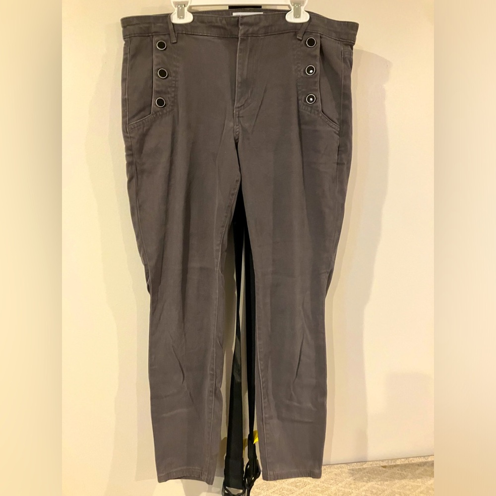 Loft Sz 30/10 women’s gray ankle pants